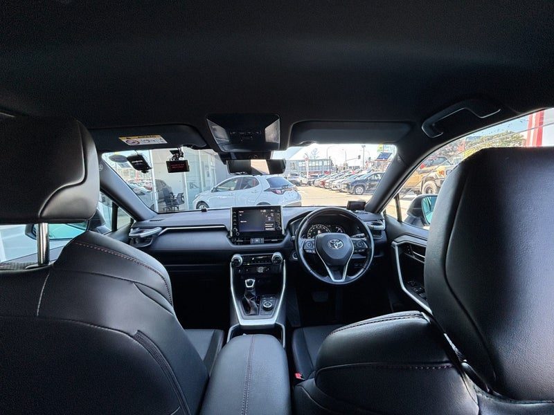 2021 Toyota RAV4 2.5 PLUG IN HYBRID LUXURY SUV, photo 2