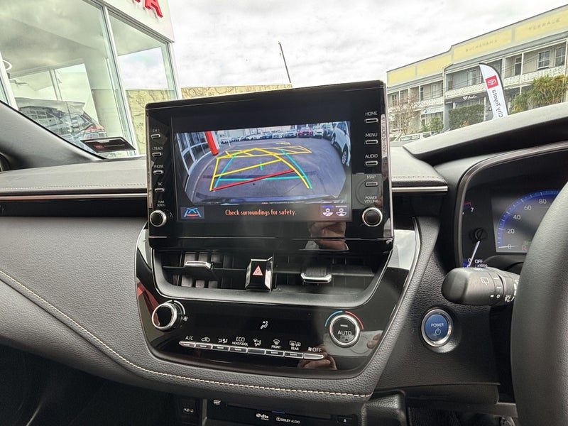 2022 Toyota Corolla Touring 1.8 Hybrid WxB, photo 2