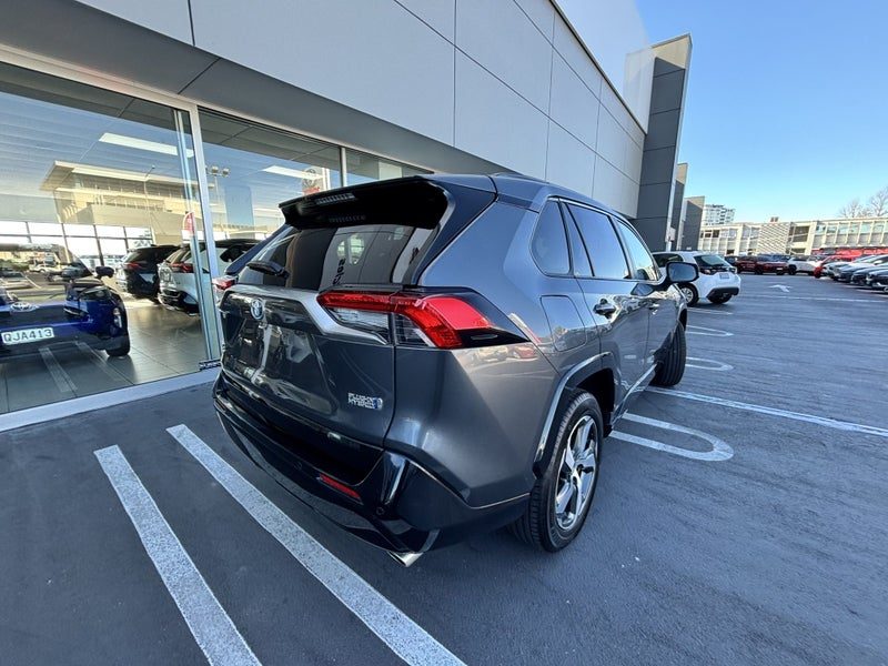 2021 Toyota RAV4 2.5 PLUG IN HYBRID LUXURY SUV, photo 3