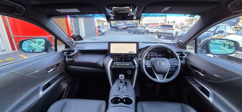 2024 Toyota Harrier Z EDITION 4WD PHEV LUXURY SUV, photo 2