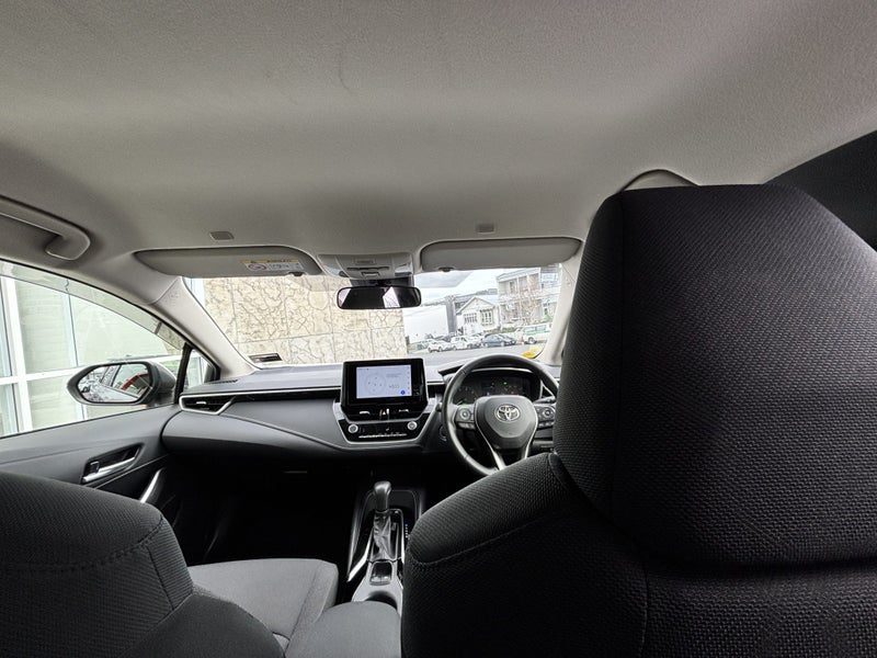 2023 Toyota Corolla Touring, photo 2