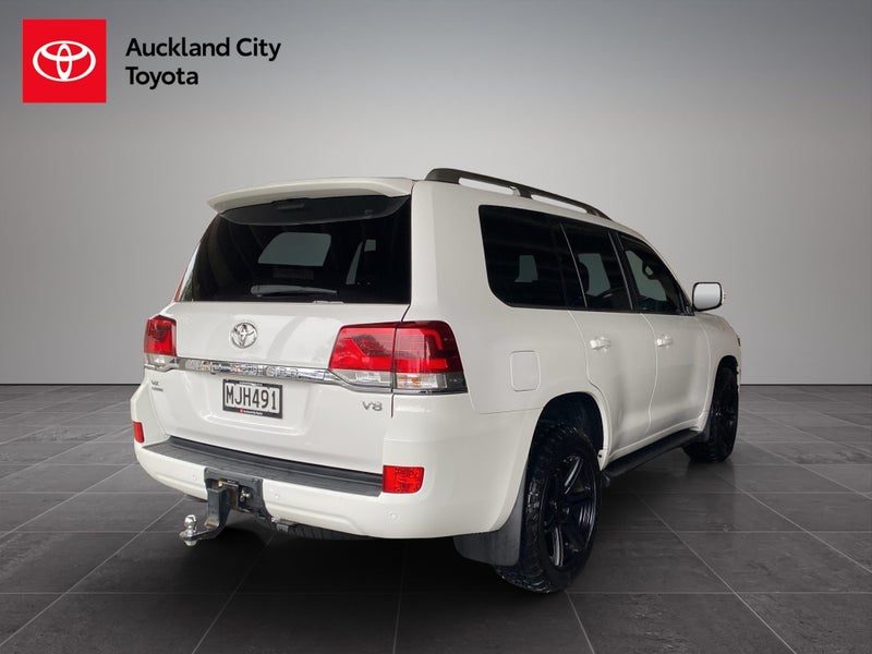 2019 Toyota Land Cruiser VX Limited, photo 3