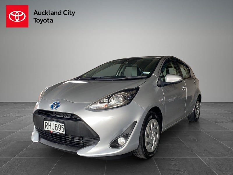 2017 Toyota Aqua 1.5. Ltr. Hybrid, photo 3