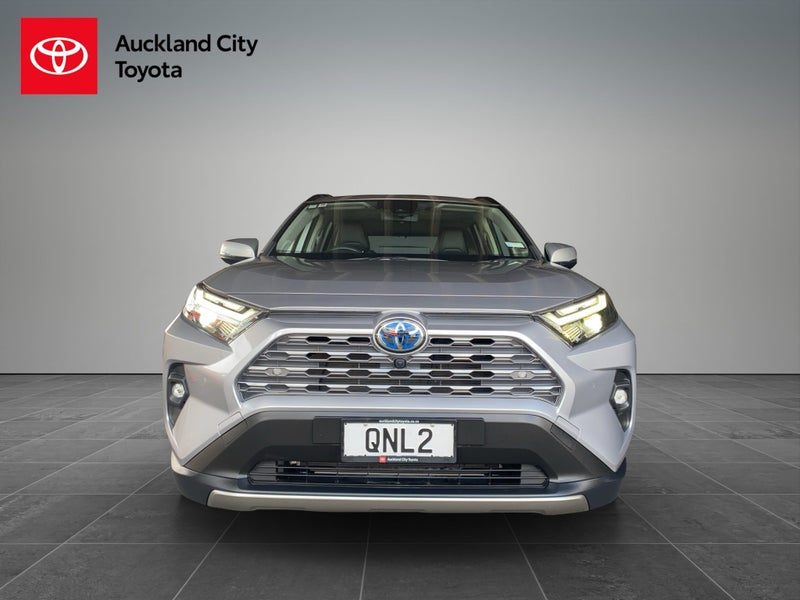 2024 Toyota RAV4 Limited, photo 2