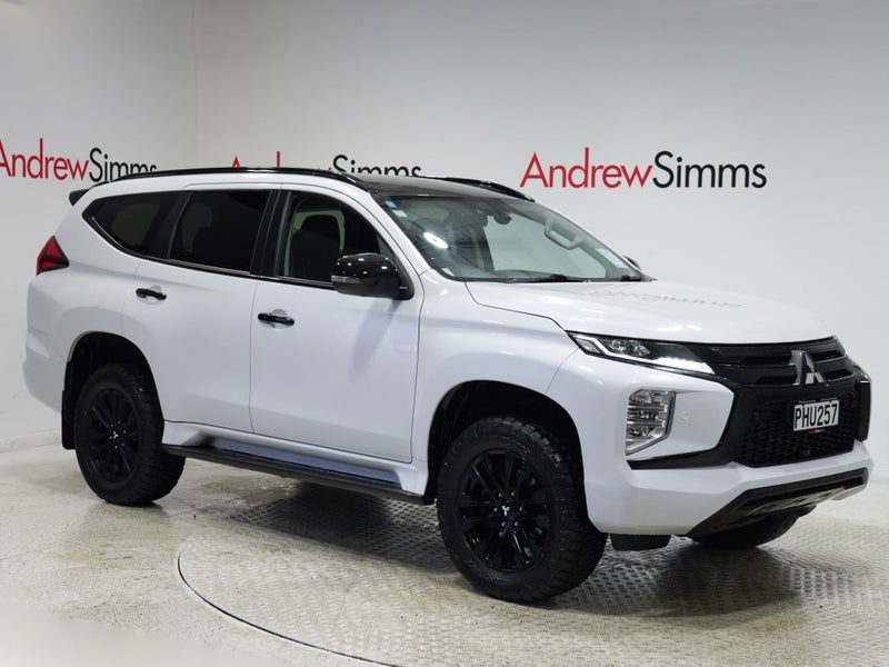 2022 Mitsubishi Pajero Sport VRXB