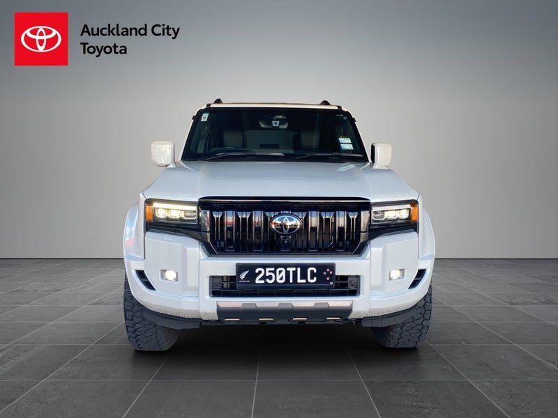 2024 Toyota Land Cruiser Prado VX, photo 2