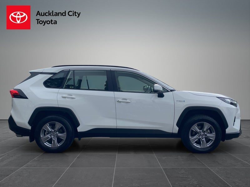 2024 Toyota RAV4 GX, photo 2