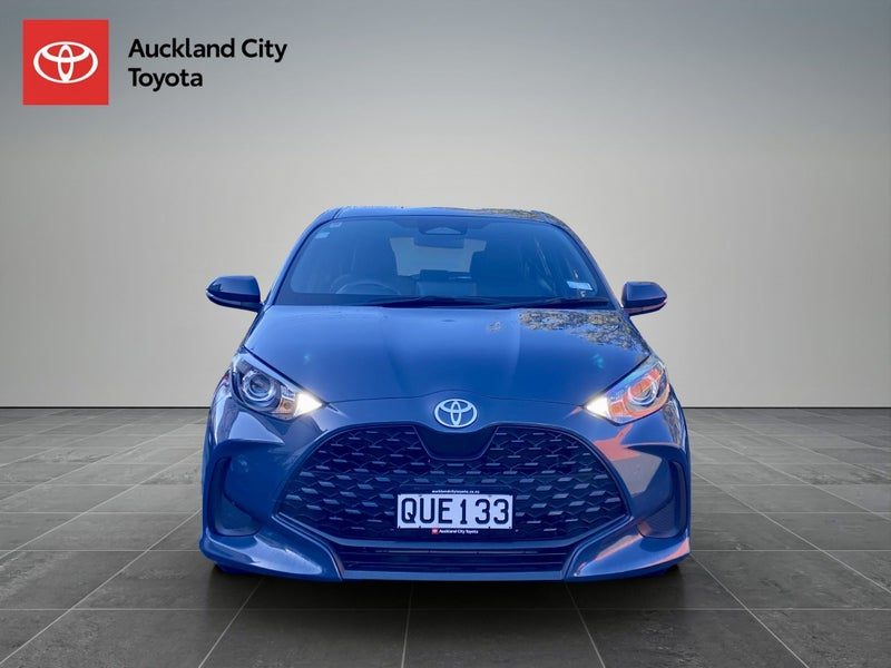 2024 Toyota Yaris GX 1.5P HV ECVT FWD HB, photo 2