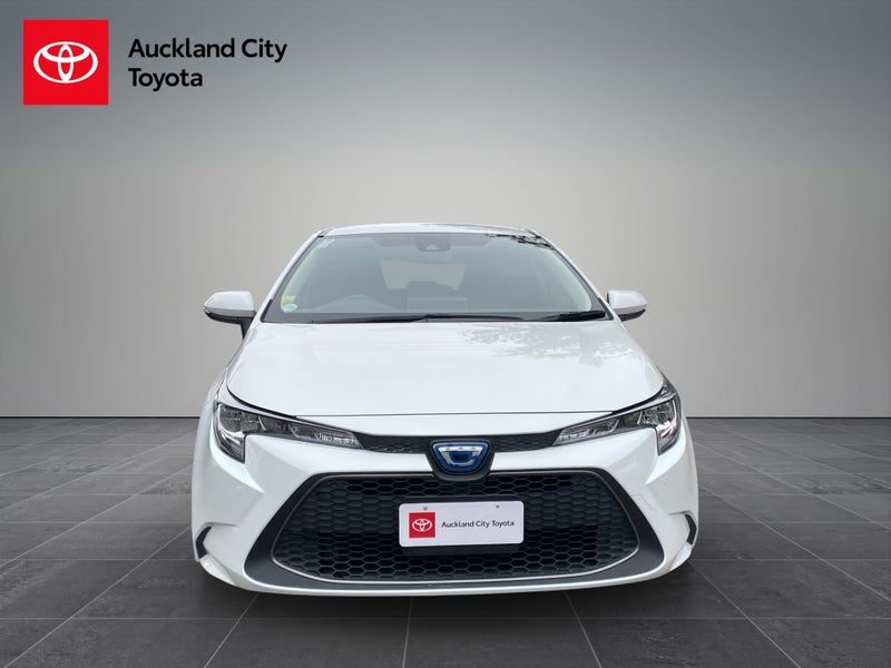 2022 Toyota Corolla Touring, photo 2
