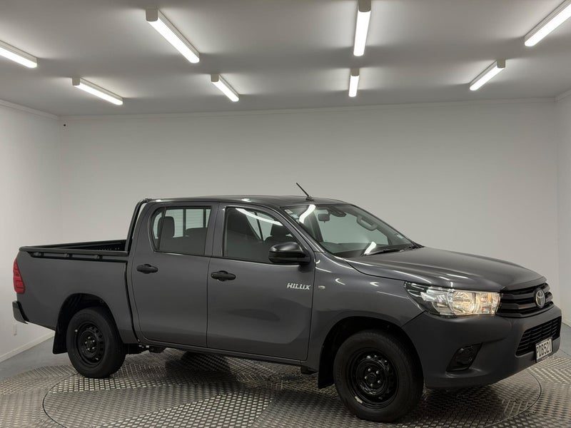 2022 Toyota Hilux WorkMate 2.7P 6AT, main photo