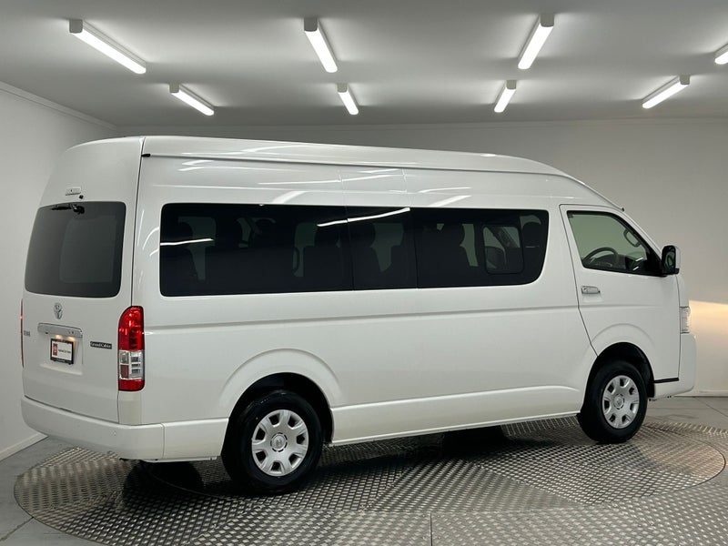 2025 Toyota Hiace 2.7P Grand Cabin 10 Seater 4WD, photo 3
