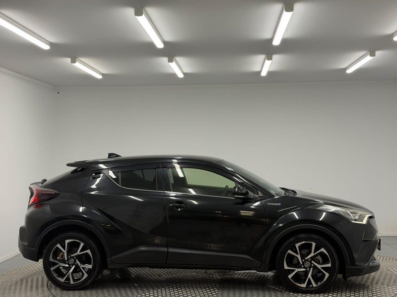 2017 Toyota C-HR 1.8 Hybrid G, photo 2