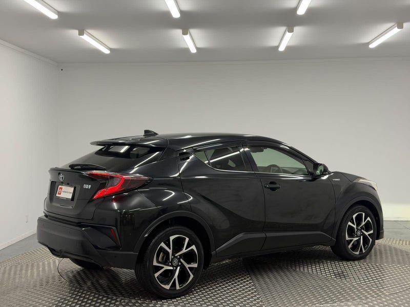 2017 Toyota C-HR 1.8 Hybrid G, photo 3