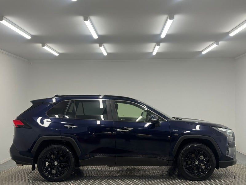 2025 Toyota RAV4 Limited 2.5P HYBRID AWD, photo 2