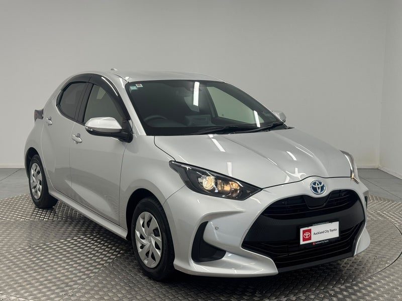 2021 Toyota Yaris 1.5 Hybrid X, main photo