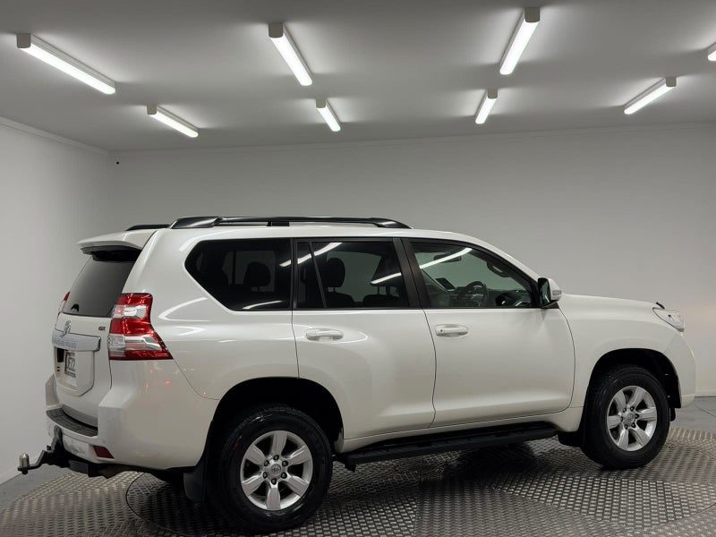 2015 Toyota Land Cruiser Prado GX 4WD 2.8D, photo 3