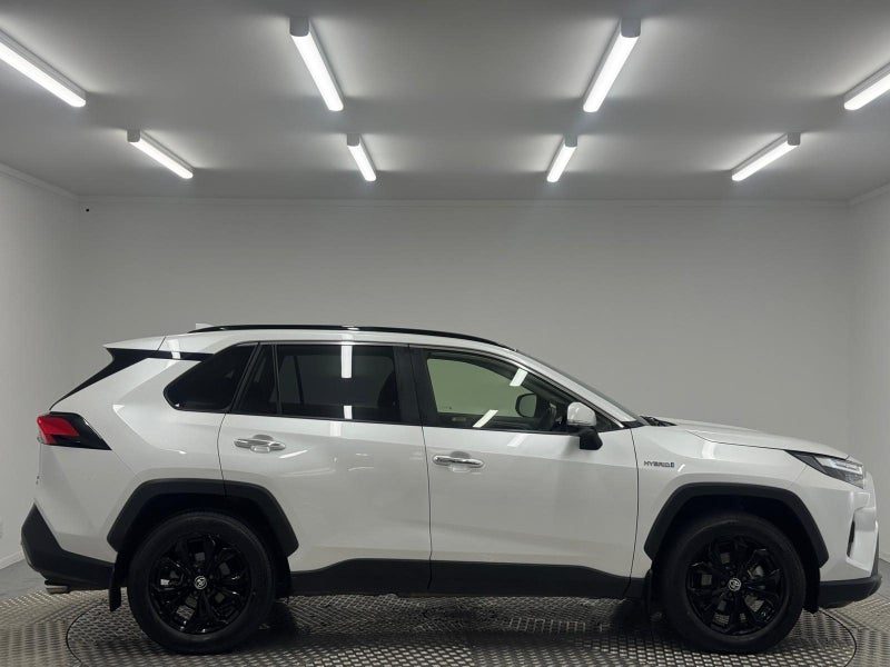 2023 Toyota RAV4 Limited 2.5P HYBRID AWD, photo 2