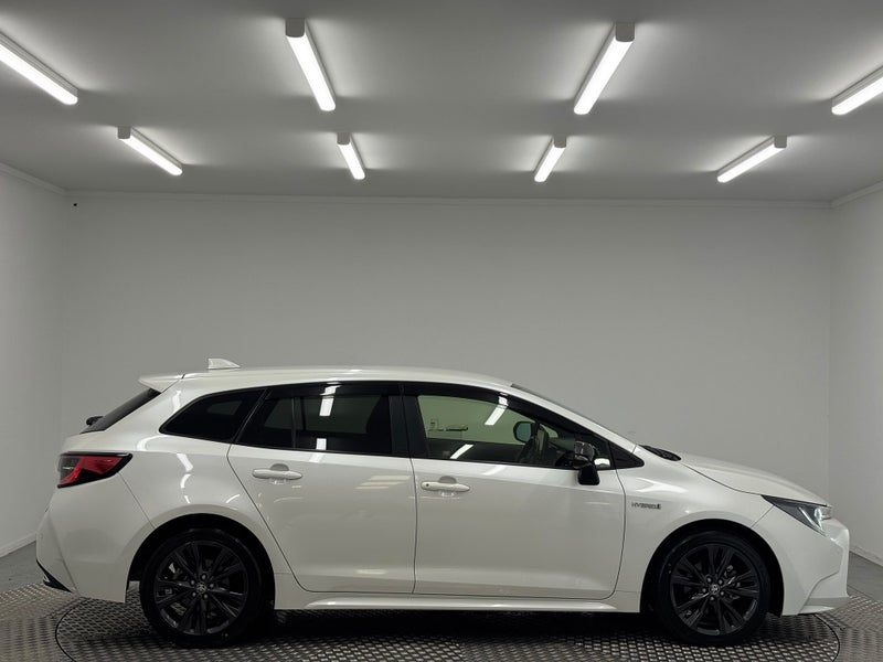 2020 Toyota Corolla 1.8 Hybrid WxB 4WD, photo 2