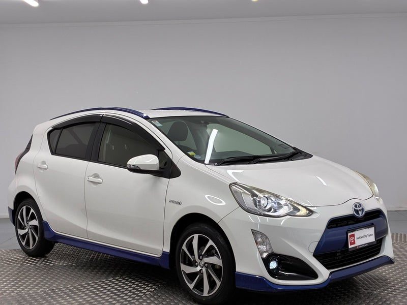 2015 Toyota Aqua 1.5 Hybrid X Urban