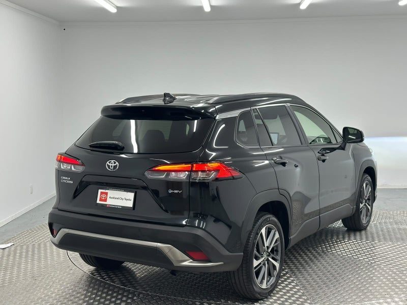 2025 Toyota Corolla Cross 1.8 Hybrid Z, photo 3