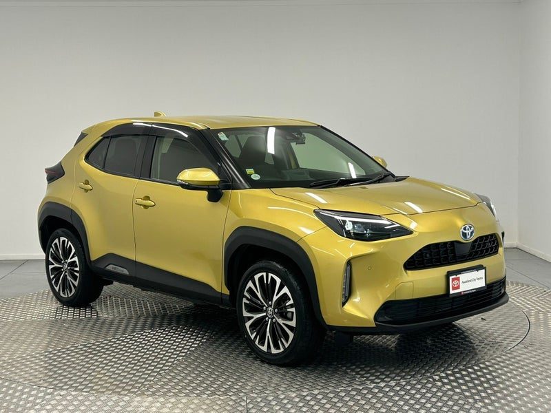 2022 Toyota Yaris Cross 1.5 Hybrid Z, main photo