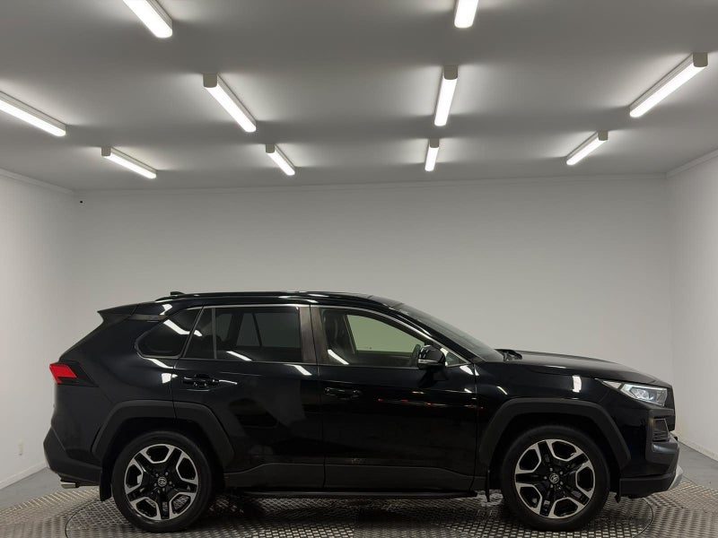 2020 Toyota RAV4 Adventure 2.5P, photo 2