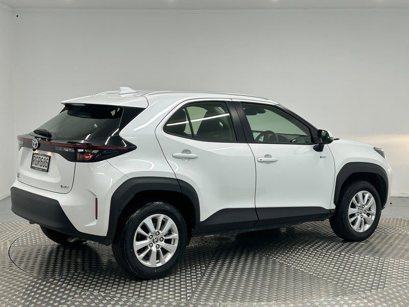 2025 Toyota Yaris Cross GX 1.5P Hybrid, photo 3