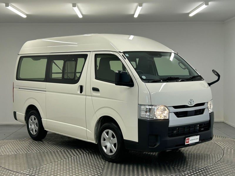 2026 Toyota Hiace 2.8D Hi-Roof, main photo