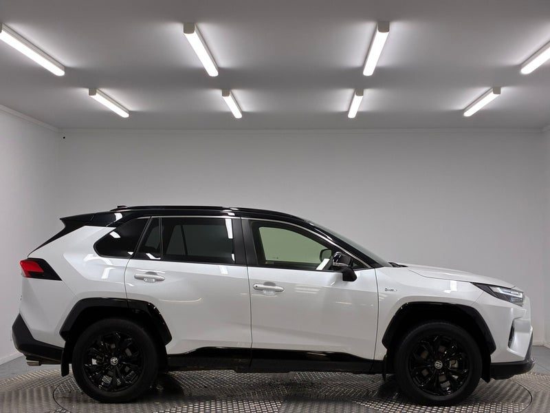 2025 Toyota RAV4 XSE 2.5P Hybrid AWD, photo 2