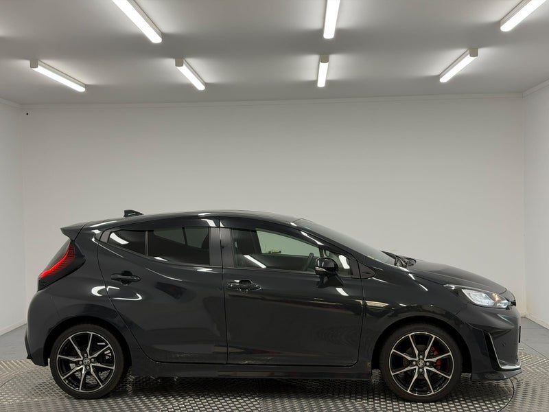2023 Toyota Aqua 1.5 Hybrid GR Sport, photo 2
