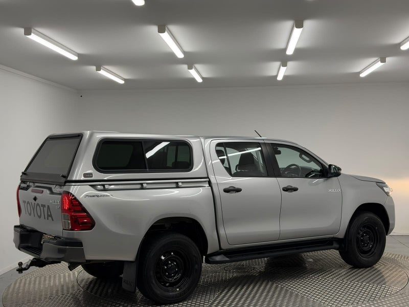 2022 Toyota Hilux SR 2.8DT 6AT, photo 3