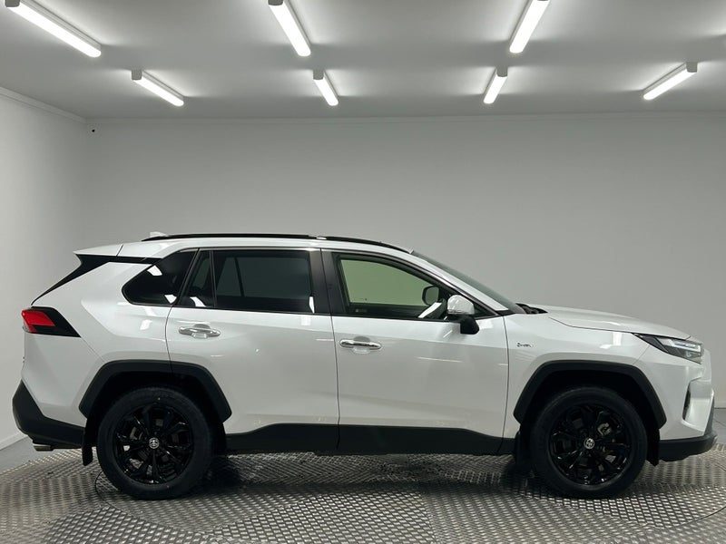 2025 Toyota RAV4 Limited 2.5P HYBRID AWD, photo 2