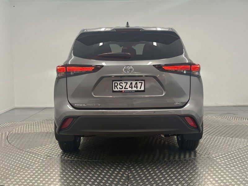 2026 Toyota Highlander GXL, photo 2