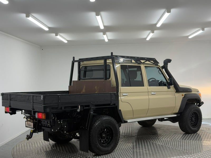 2023 Toyota Land Cruiser 70 LT 4.5DT 5MT 4WD, photo 3
