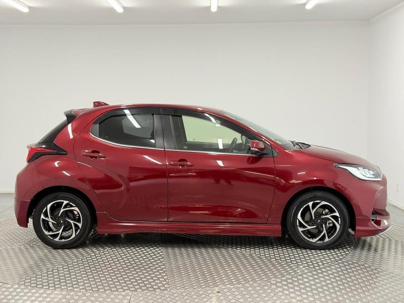 2020 Toyota Yaris 1.5 Hybrid Z, photo 2
