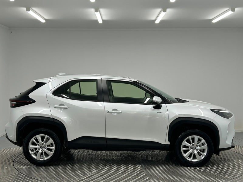 2025 Toyota Yaris Cross GX 1.5P Hybrid, photo 2