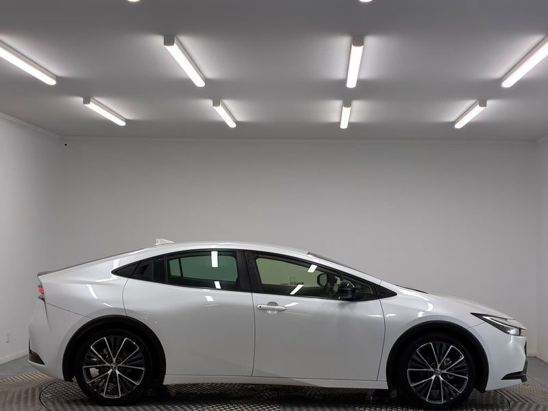 2023 Toyota Prius 2.0P Hybrid G, photo 2