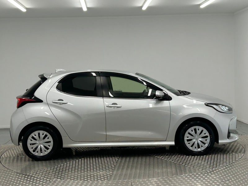 2021 Toyota Yaris 1.5 Hybrid Z, photo 2