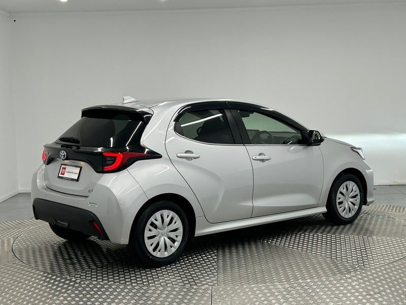 2021 Toyota Yaris 1.5 Hybrid Z, photo 3