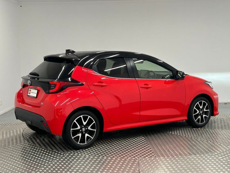 2021 Toyota Yaris 1.5 Hybrid Z, photo 3