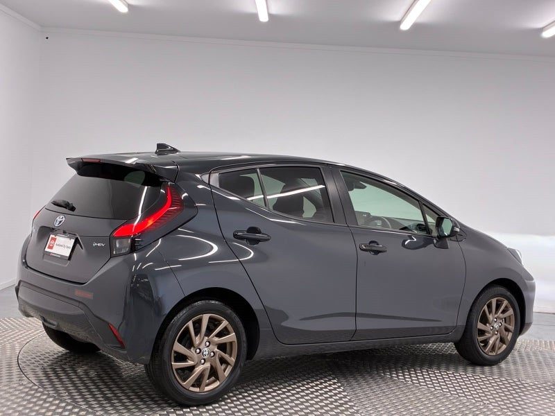 2025 Toyota Aqua 1.5 Hybrid Z Raffine, photo 3