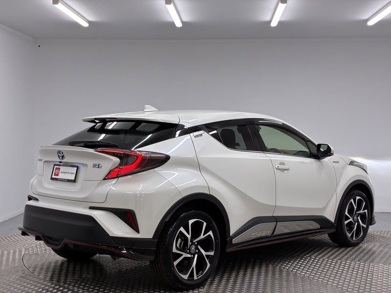 2017 Toyota C-HR 1.8 Hybrid G, photo 3
