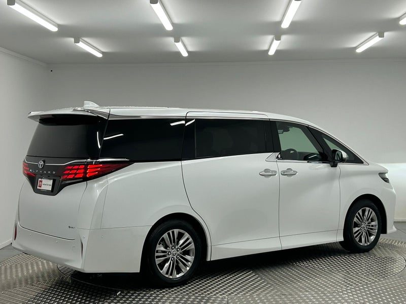 2026 Toyota Alphard 2.5 Hybrid Z 7 Seats, photo 3