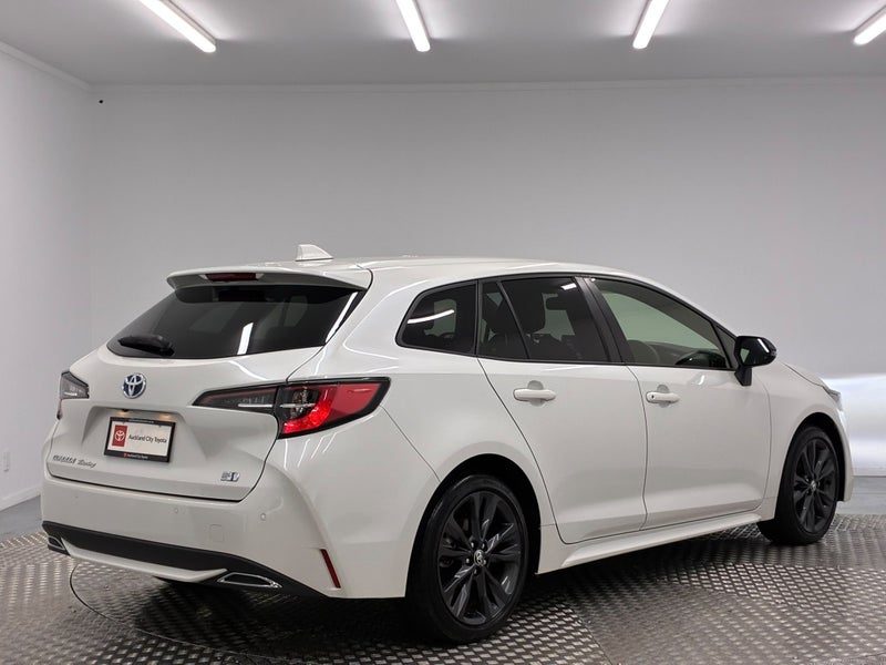 2021 Toyota Corolla Touring 1.8 Hybrid WxB, photo 3