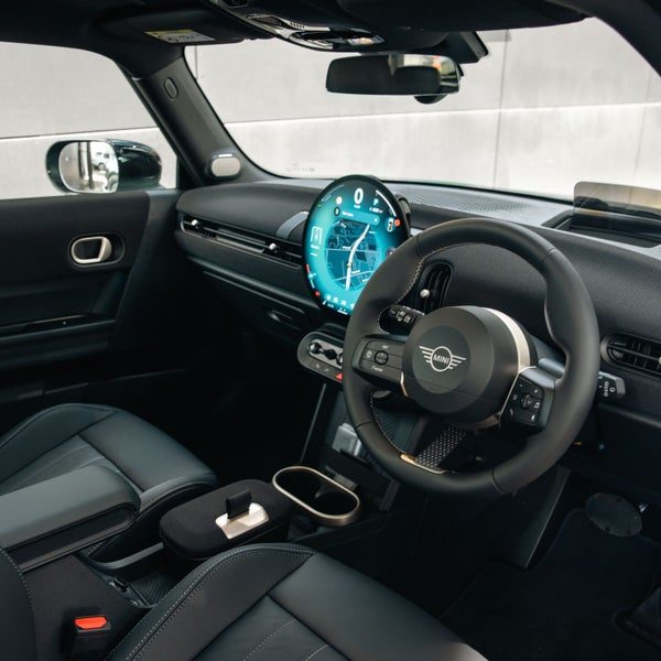 2026 MINI Cooper S 3 Door Favoured, photo 3