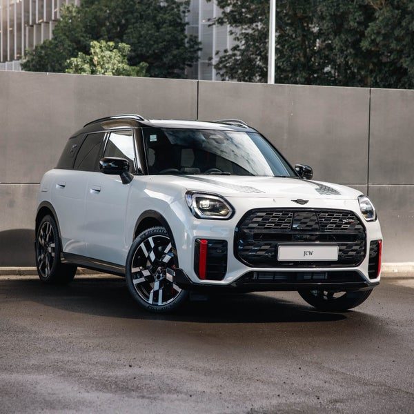 2026 MINI Countryman JCW ALL4 Favoured, main photo