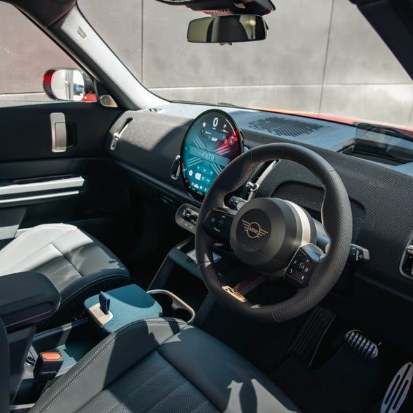 2026 MINI Countryman JCW ALL4 Favoured, photo 3