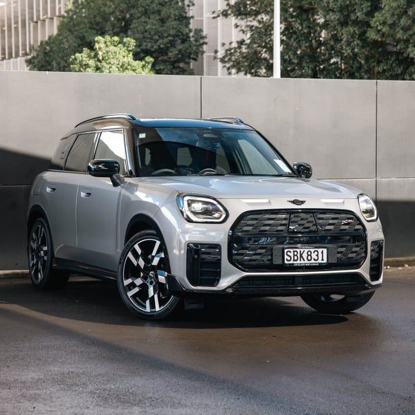 2026 MINI Countryman SE ALL4 JCW Sport