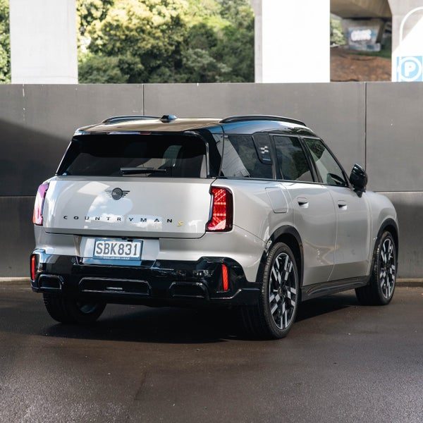 2026 MINI Countryman SE ALL4 JCW Sport, photo 2