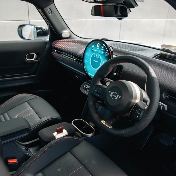 2026 MINI Cooper S 5 Door JCW Sport, photo 3